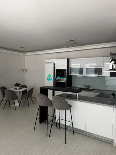 Na prenájom 2-izbový byt, 65 m², Dunajská Streda