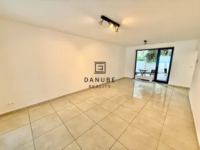 Na prenájom 4-izbový dom, 180 m², Bratislava-Staré Mesto, Mudroňova