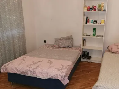 Na prenájom dom, Senec, Vrbenského