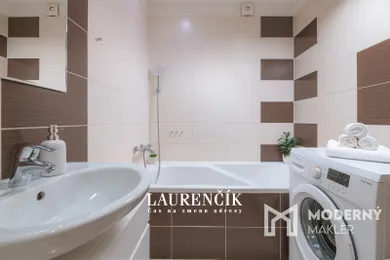 Na predaj dom, 202 m², Nitrianske Pravno, Športová