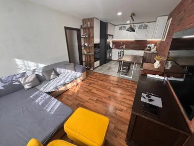 Na predaj 3-izbový byt, 90 m², Bratislava-Rača, Rybničná