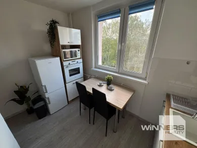 Na prenájom 2-izbový byt, 50 m², Michalovce, Konečná