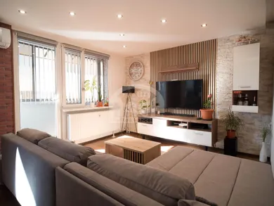 Квартиры на продажу, 3-комнатные, Michalovce · €143 000