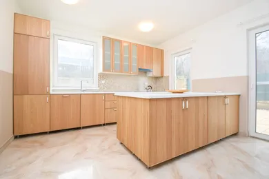 Na prenájom dom, 200 m², Bratislava-Rača, Pekná cesta