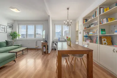 Na predaj 4-izbový byt, 100 m², Bratislava-Rača, Sklabinská