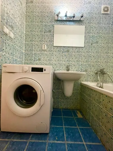 Na predaj 3-izbový byt, 59 m², Dunajská Streda, Nám. priateľstva