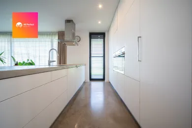 Na predaj 6-izbový dom, 55 m², Piešťany