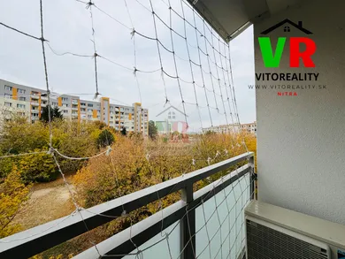 Na prenájom 2-izbový byt, 60 m², Nitra, Kmeťova