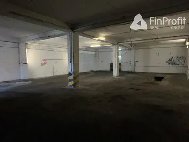 Na prenájom komerčné, 240 m², Bratislava-Rača, Púchovská