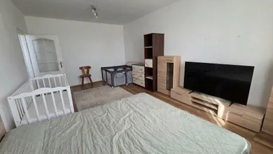 Na prenájom 1-izbový byt, 42 m², Šaľa, P. Pázmaňa
