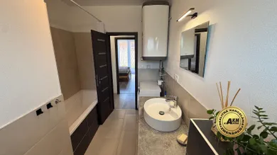 Na predaj dom, 386 m², Dubodiel