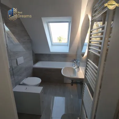 Na predaj 3-izbový byt, 71 m², Tomášikovo