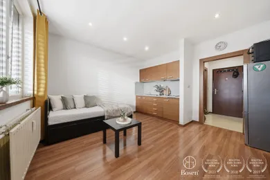Na predaj 1-izbový byt, 28 m², Bratislava-Petržalka, Jasovska