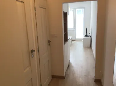 Na prenájom 1-izbový byt, 26 m², Bratislava-Rača, Horná