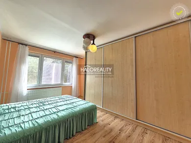 Na predaj 4-izbový byt, 91 m², Fiľakovo