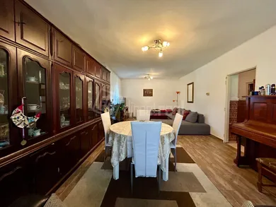 Na predaj dom, 108 m², Nové Zámky, 15 min.autom aj vlakom od NZ