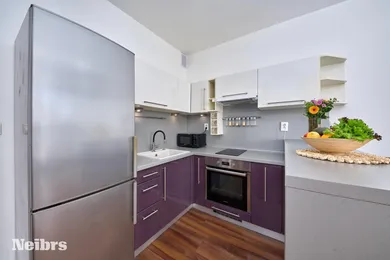 Na predaj 1-izbový byt, 40 m², Bratislava-Karlova Ves, Staré Grunty