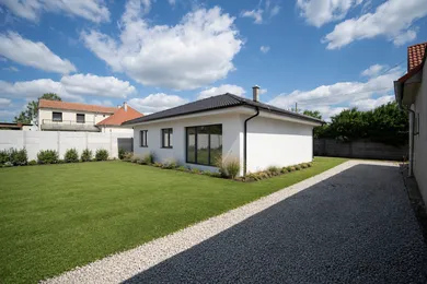 Domy na sprzedaż, Slovenská Nová Ves · €269 900