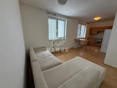 Na prenájom 1-izbový byt, 38 m², Žilina, Jánošíkova