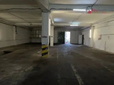 Na prenájom komerčné, 240 m², Bratislava-Rača, Púchovská