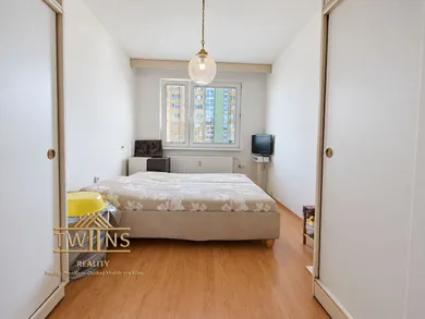 Na predaj 3-izbový byt, 69 m², Bratislava-Devínska Nová Ves