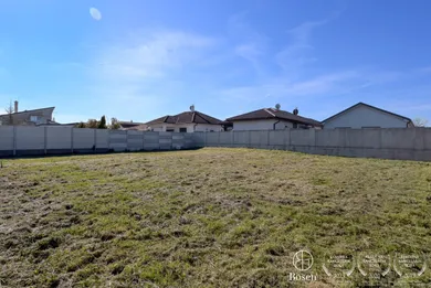 Na predaj pozemok, 906 m², Kostolište, Slnečná