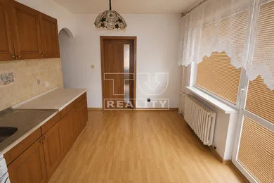 Mieszkania na sprzedaż, 3-pokojowe, Bratislava-Karlova Ves · €243 999