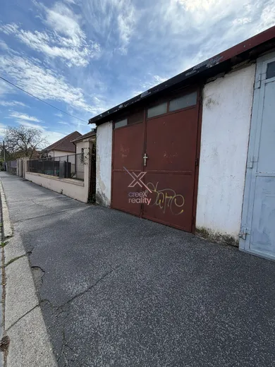 Na predaj objekt, 17 m², Trnava, Ulica Študentská