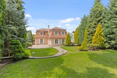 Domy na predaj 6-izbový, Bratislava-Záhorská Bystrica · €721 000