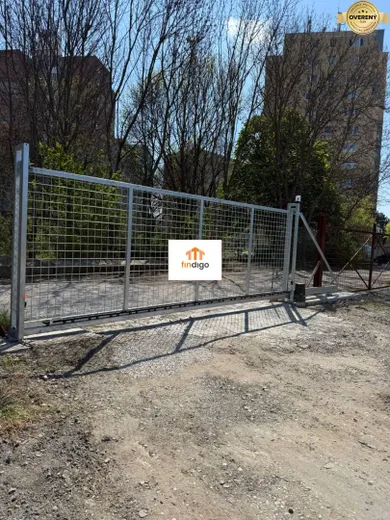 Na prenájom komerčné, 14 m², Bratislava-Petržalka, Kopčianska