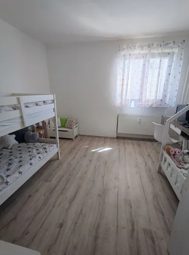 Na predaj 2-izbový byt, 59 m², Turany, Obchodná