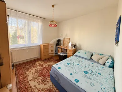 Na predaj 3-izbový byt, 70 m², Michalovce, -