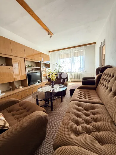 Квартиры на продажу, 3-комнатные, Žilina · €214 900
