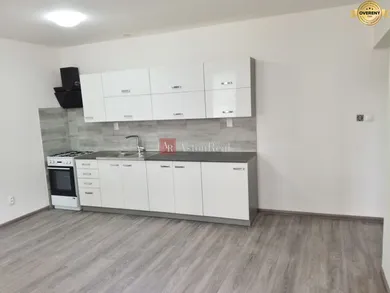 Na prenájom byt v Martin · €350 · Dokončené