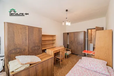 Na predaj 2-izbový byt, 51 m², Prievidza, Cesta Vl. Clementisa