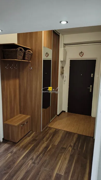 Na prenájom 3-izbový byt, 94 m², Detva, Štúrova