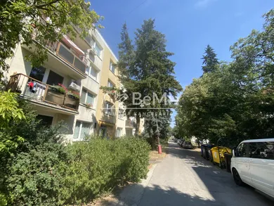 Na predaj 2-izbový byt, 62 m², Nitra, Štefánikova trieda