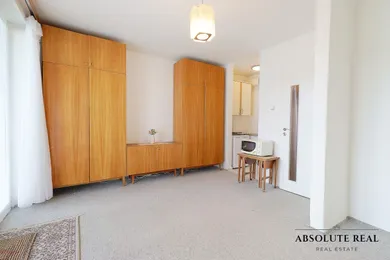 Na prenájom 1-izbový byt, 22 m², Bratislava-Dúbravka