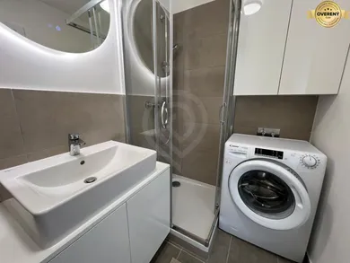 Na predaj 1-izbový byt, 23 m², Bratislava-Staré Mesto, Krížna