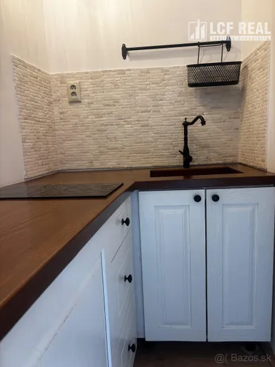 Na predaj byt, 25 m², Banská Štiavnica, Alžbety Gwerkovej Göllnerovej