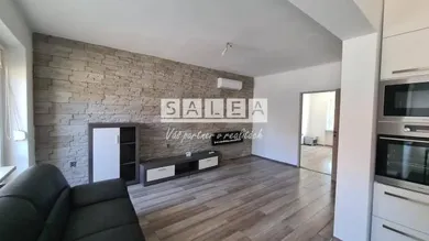 Mieszkania na sprzedaż, 3-pokojowe, Hlohovec · €125 000