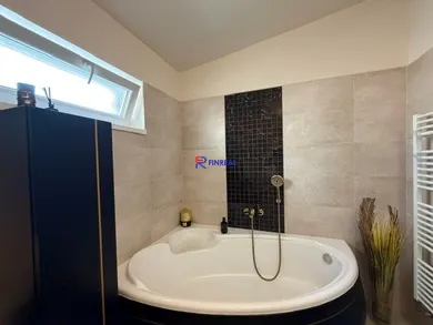 Na predaj dom, 455 m², Kolárovo, Rábska