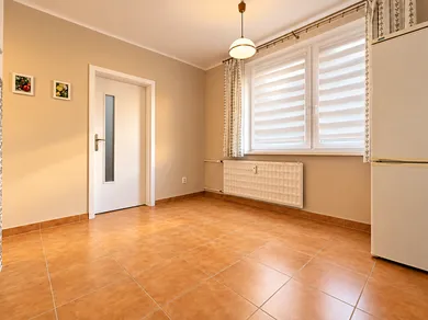 Byty na predaj 3-izbový, Komárno · €133 000