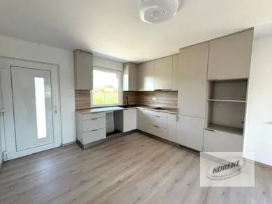 Na predaj 4-izbový dom, 105 m², Tvrdošovce
