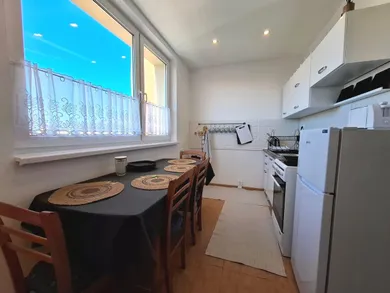 Na prenájom 3-izbový byt, 65 m², Poprad, Tomášikova