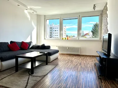 Na prenájom byt v Bratislava-Staré Mesto · €570 · Dokončené