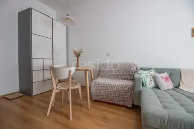 Na prenájom 2-izbový byt, 46 m², Bratislava-Dúbravka