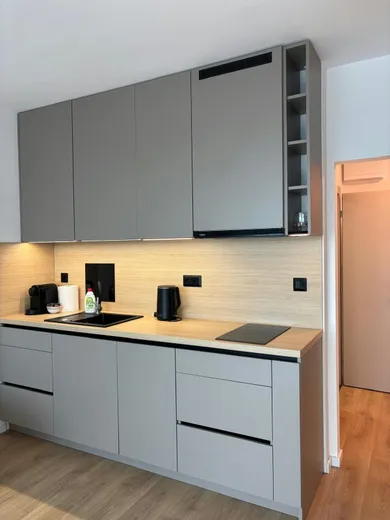 Na prenájom 2-izbový byt, 45 m², Bratislava-Petržalka, Blagoevova