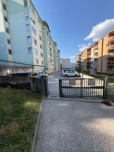 Na predaj 2-izbový byt, 61 m², Bratislava-Dúbravka, Cabanova