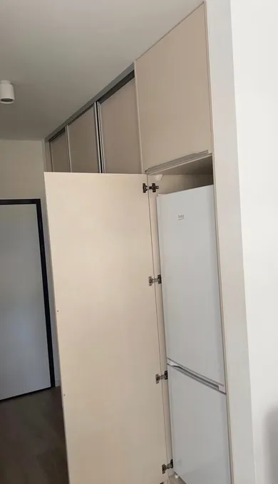 Na prenájom 2-izbový byt, 50 m², Bratislava-Petržalka, Fialová